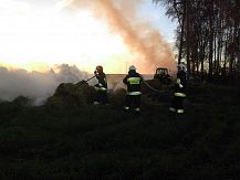 Pożar bel słomy w Konopkach Młodych