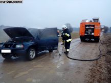 Pożar samochodu w okolicach Starego Ratowa