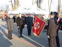 Sztandar i nowy samochód strażacki dla OSP