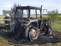 Pożar ciągnika rolniczego w miejscowości Stare Szabły