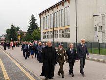 Uroczystość odsłonięcia Alei Dębów Pamięci Oficerów Pułku 3 Strzelców Konnych