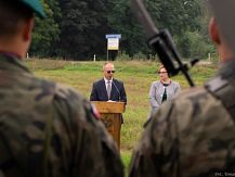 Uroczystość odsłonięcia Alei Dębów Pamięci Oficerów Pułku 3 Strzelców Konnych