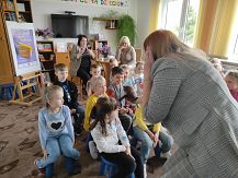 Teatrzyk Kamishibai - promocja literatury i czytelnictwa.