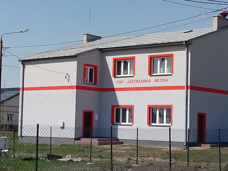 Remiza w Jastrząbce Młodej w nowej szacie