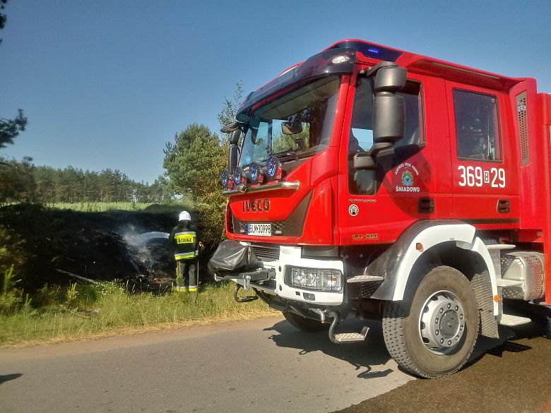 Pożar trawy w miejscowości Jakać Dworna