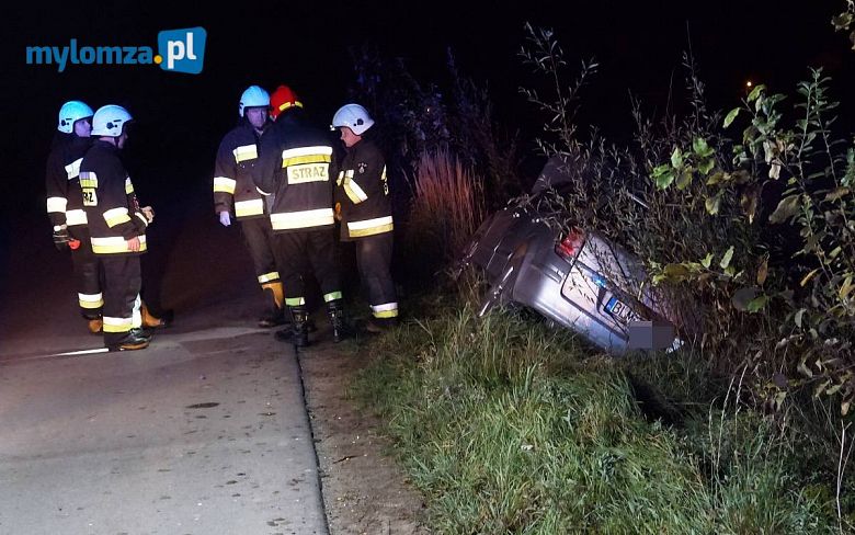 Na „podwójnym gazie” wjechał do rowu